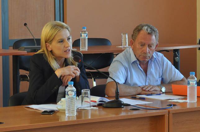 Το Τεχνικό Πρόγραμμα προκαλεί μίνι κρίση στην παράταξη της Ρένας Δούρου