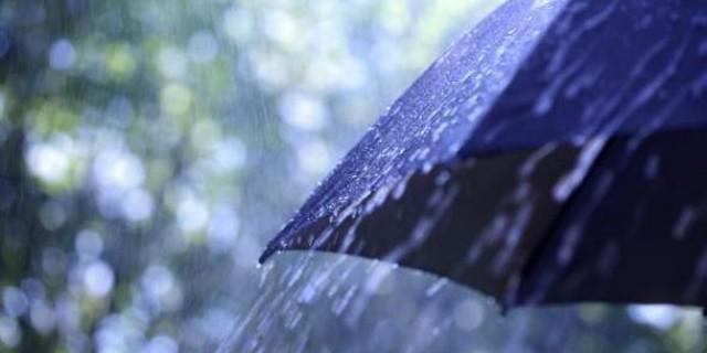 Αναβάλλεται λόγω βροχής η σημερινή παρέλαση του Δήμου Αλίμου για την 25η Μαρτίου.