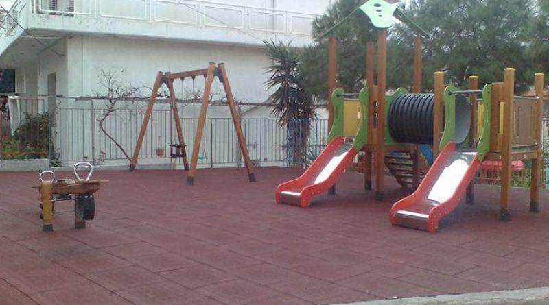 9ο Νηπιαγωγείο Αλίμου: Τα παιδιά ξετρελάθηκαν με την καινούρια τους αυλή