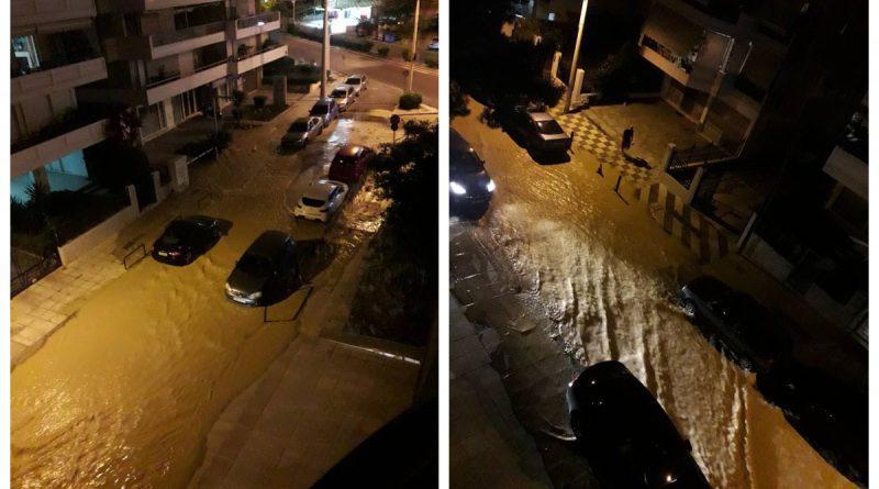 Στο ίδιο έργο θεατές: Έσπασε πάλι ο αγωγός της ΕΥΔΑΠ, στην Αμφιθέας