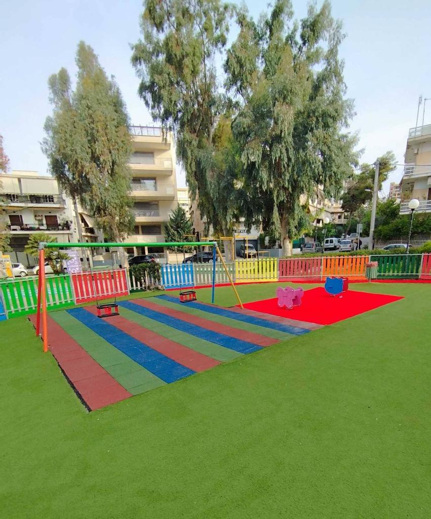 Δήμος Αλίμου: Καθημερινή φροντίδα των 23 παιδικών χαρών της πόλης εικόνα 4