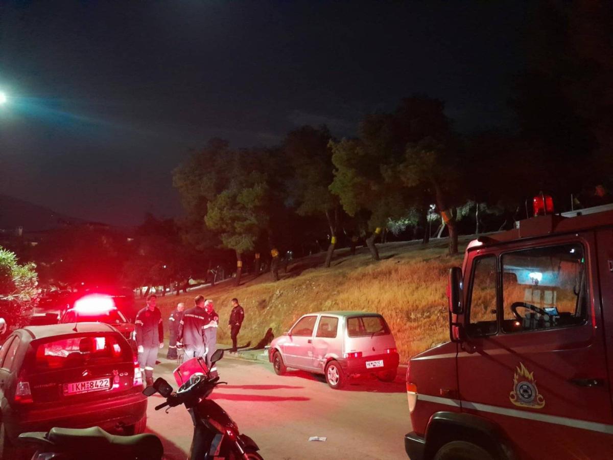 Ύποπτο περιστατικό στον Άλιμο: Προσπάθησαν να βάλουν φωτιά δίπλα στο Λόφο Κυθηρίων εικόνα 1
