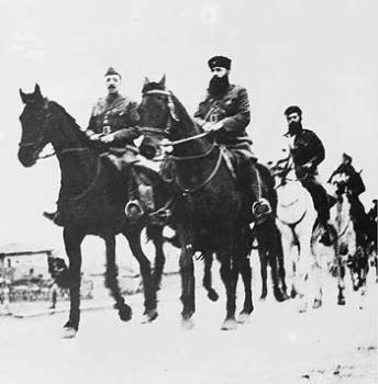 φωτό 9 31 Μαΐου 1957 – Το περίεργο τροχαίο με θύμα τον στρατηγό Στέφανο Σαράφη, στον Άλιμο εικόνα 9