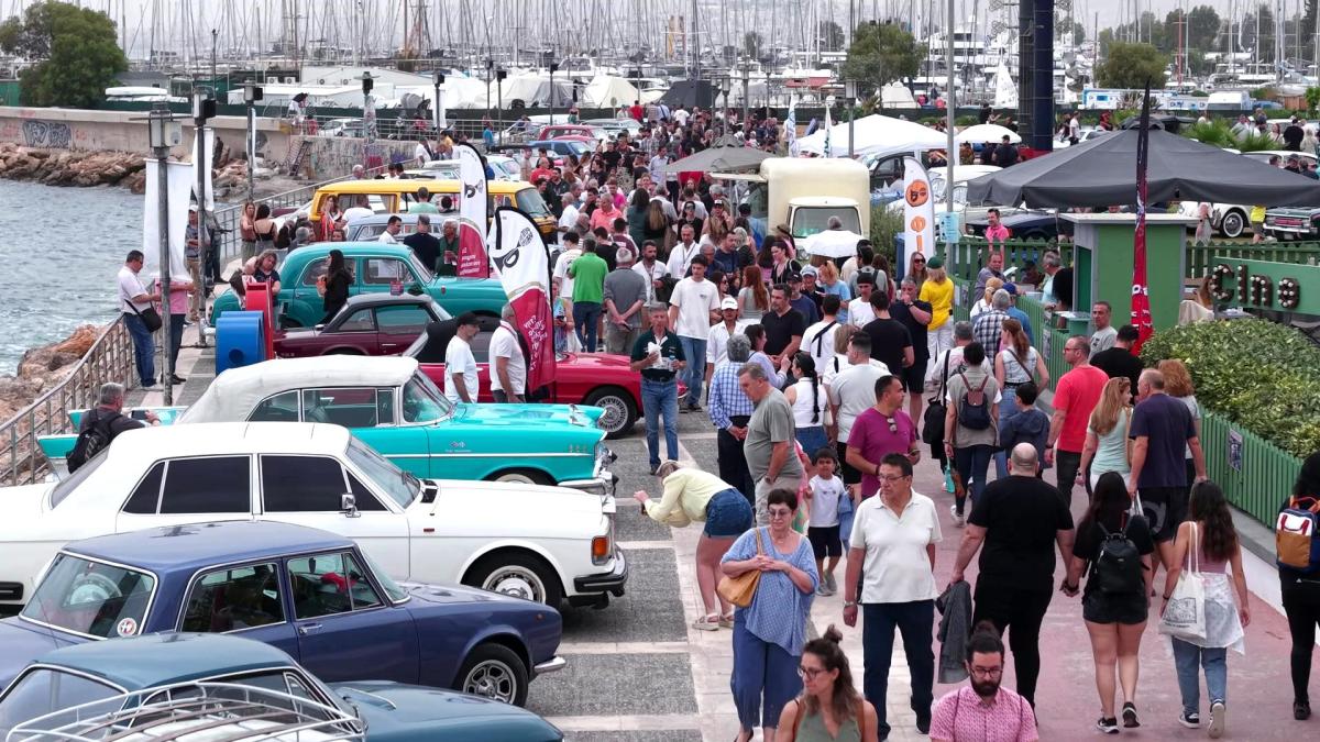 Με ήλιο και βροχή, παντρεύονται τα… κλασικά αυτοκίνητα εικόνα 10