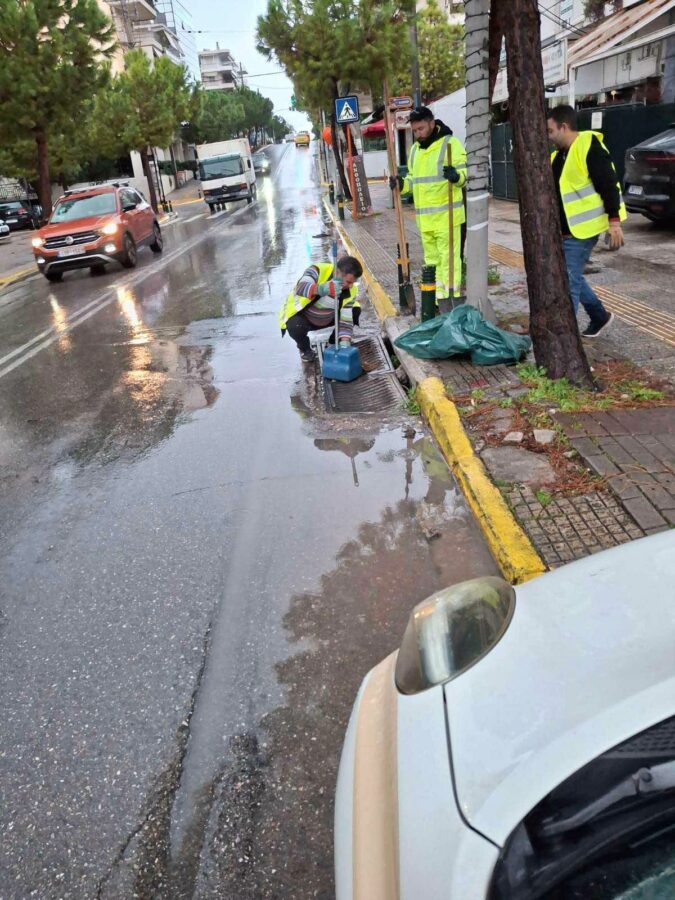 Σε αυξημένη επιφυλακή ο μηχανισμός του Δήμου Αλίμου για την κακοκαιρία Adel εικόνα 5