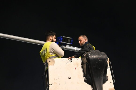 Παραλιακή: Ξεκίνησε από τον Άλιμο η εγκατάσταση των 388 “έξυπνων” καμερών της Περιφέρειας Αττικής εικόνα 4