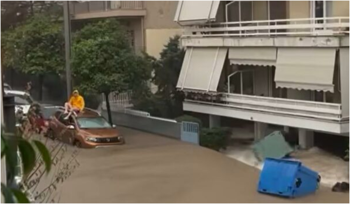 Γιατί πλημμυρίζει η Λυσικράτους στον Άλιμο: Το αντιπλημμυρικό έργο που προχωράει με ρυθμούς χελώνας (VIDEO) εικόνα 3