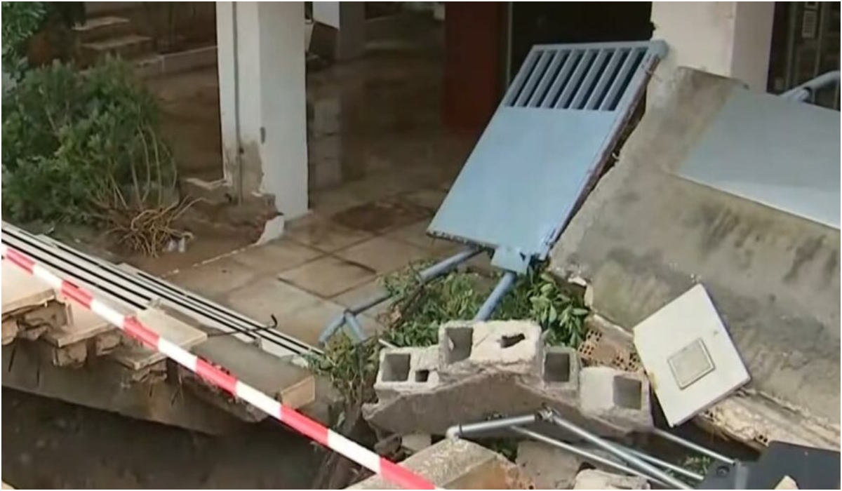 Γιατί πλημμυρίζει η Λυσικράτους στον Άλιμο: Το αντιπλημμυρικό έργο που προχωράει με ρυθμούς χελώνας (VIDEO) εικόνα 6