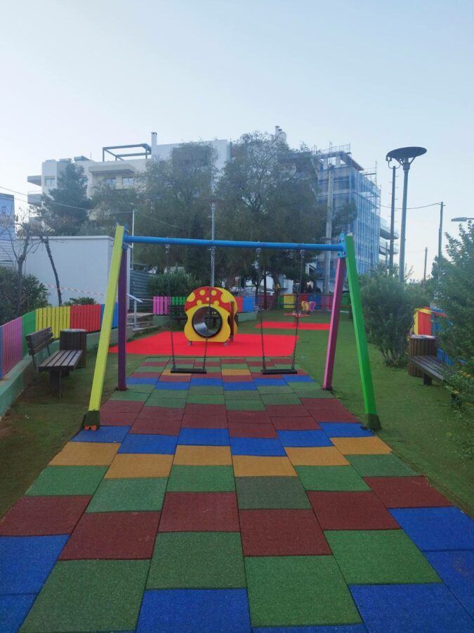 Δήμος Αλίμου: Χρώμα και ασφάλεια στην παιδική χαρά του Αγίου Νικολάου – Ολοκληρώθηκαν οι εργασίες ανάπλασης εικόνα 6