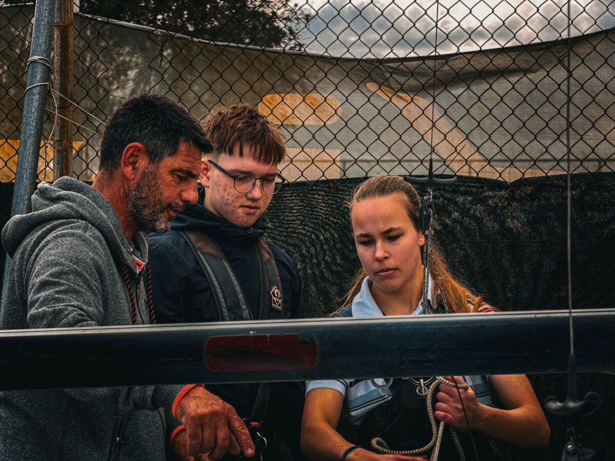 Στα «θρανία» του Ναυτικού Ομίλου Καλαμακίου η νέα γενιά της ευρωπαϊκής ιστιοπλοΐας εικόνα 1