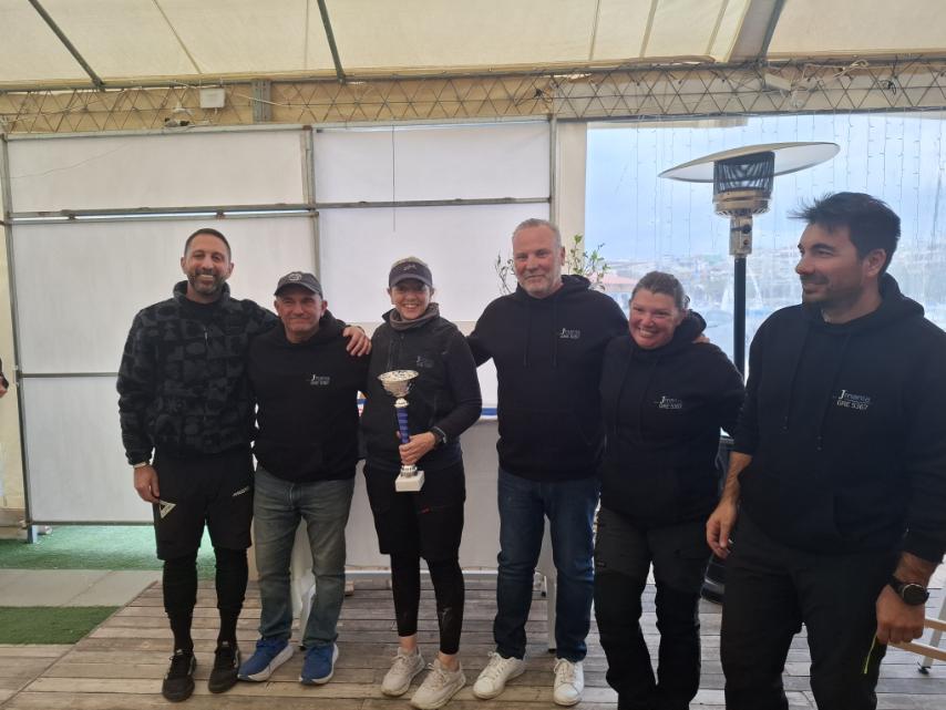 Στον Ναυτικό Όμιλο Καλαμακίου, παρουσία Ολυμπιονικών και Παραολυμπιονικών, ο πρώτος αγώνας της χρονιάς για τα J24 εικόνα 1