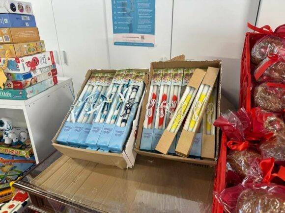 Ανδρέας Κονδύλης: Το Κοινωνικό Παντοπωλείο Αλίμου έγινε… «Παιχνιδοπωλείο» για το Πάσχα! εικόνα 1