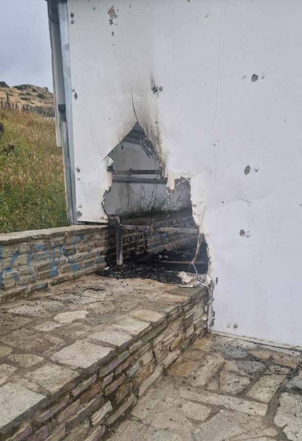 «Πόλεμο» στους βανδάλους κηρύσσει ο Ανδρέας Κονδύλης μετά τις καταστροφές στον Λόφο Πανί εικόνα 1